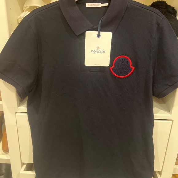 MONCLEr Button Down Logo Shirt - Picture 5 of 5